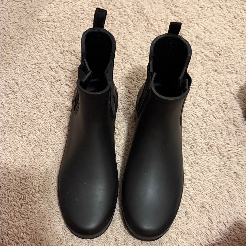 Hunter Matte Black Ankle Rain Boots